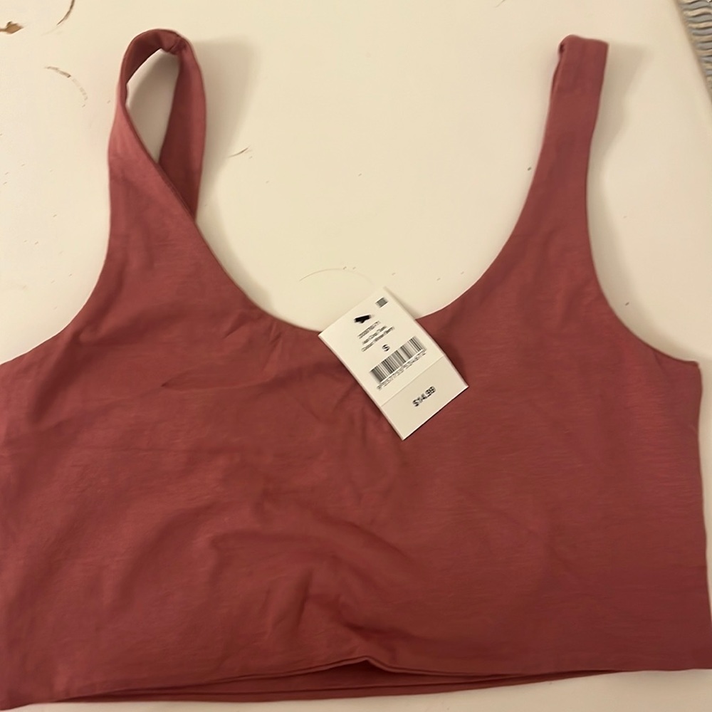 Cute seamless tank top brand new with tags
